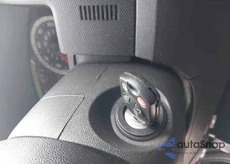 2010 Ford Escape Limited from USA, damaged, VIN 1FMCU9EG8AKD31065